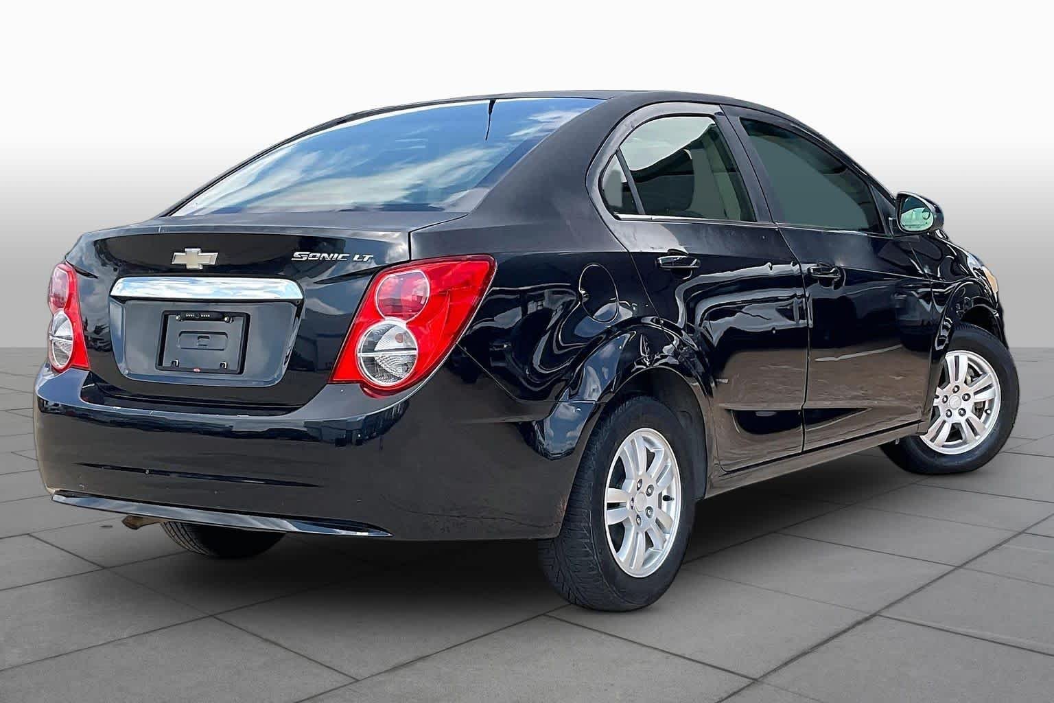 Used 2013 Black Granite Metallic Chevrolet LT image 13