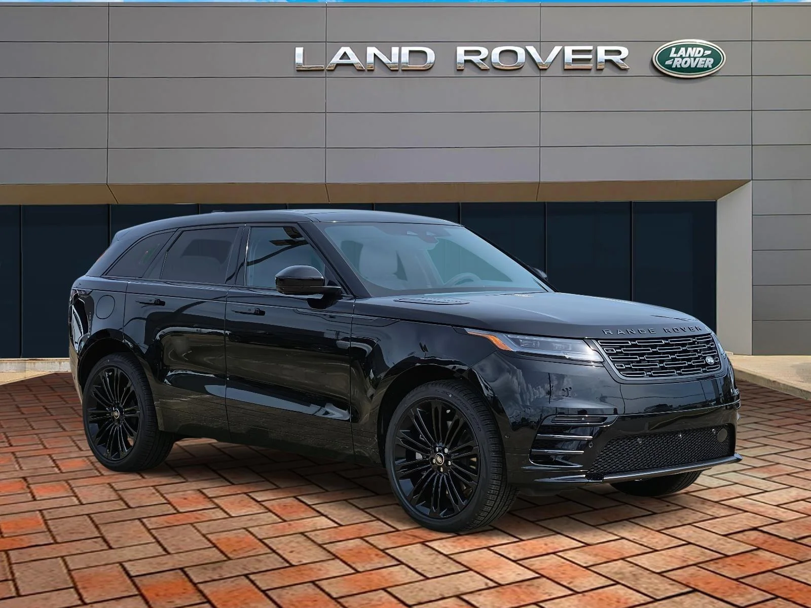 2026 Land Rover Range Rover Velar P400 Dynamic SE's photo