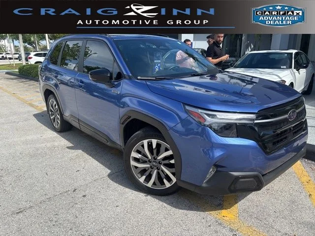 2025 Subaru Forester Touring Hybrid's photo