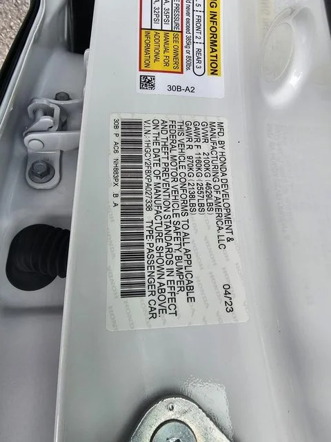 Used 2023 White Honda Touring image 37