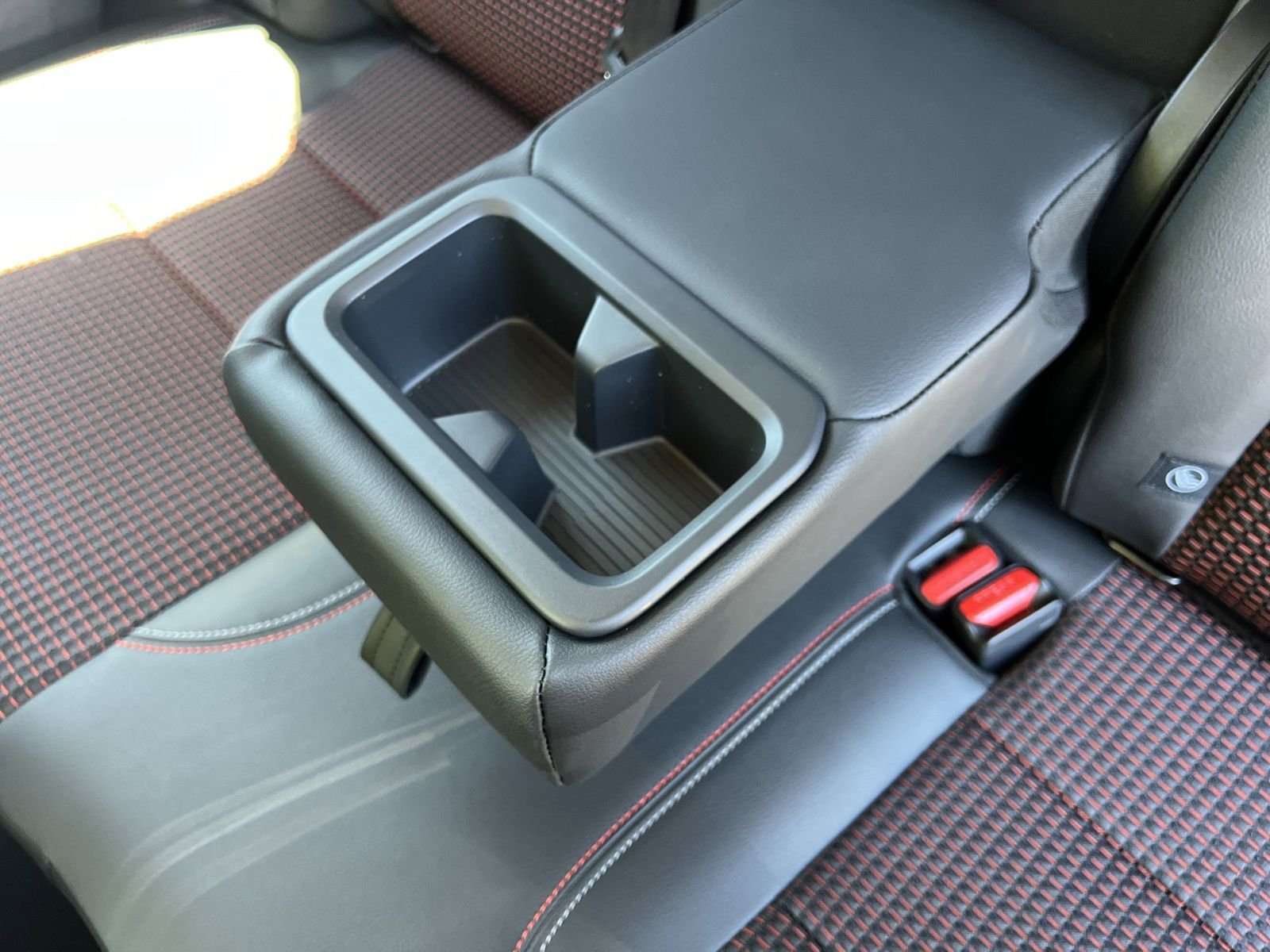 Certified Used 2025 Yellow Nissan SR image 19