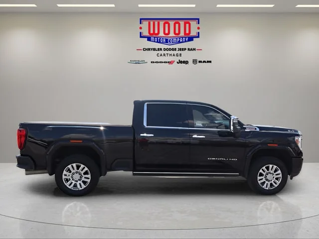 Used 2023 Onyx Black GMC Denali image 2