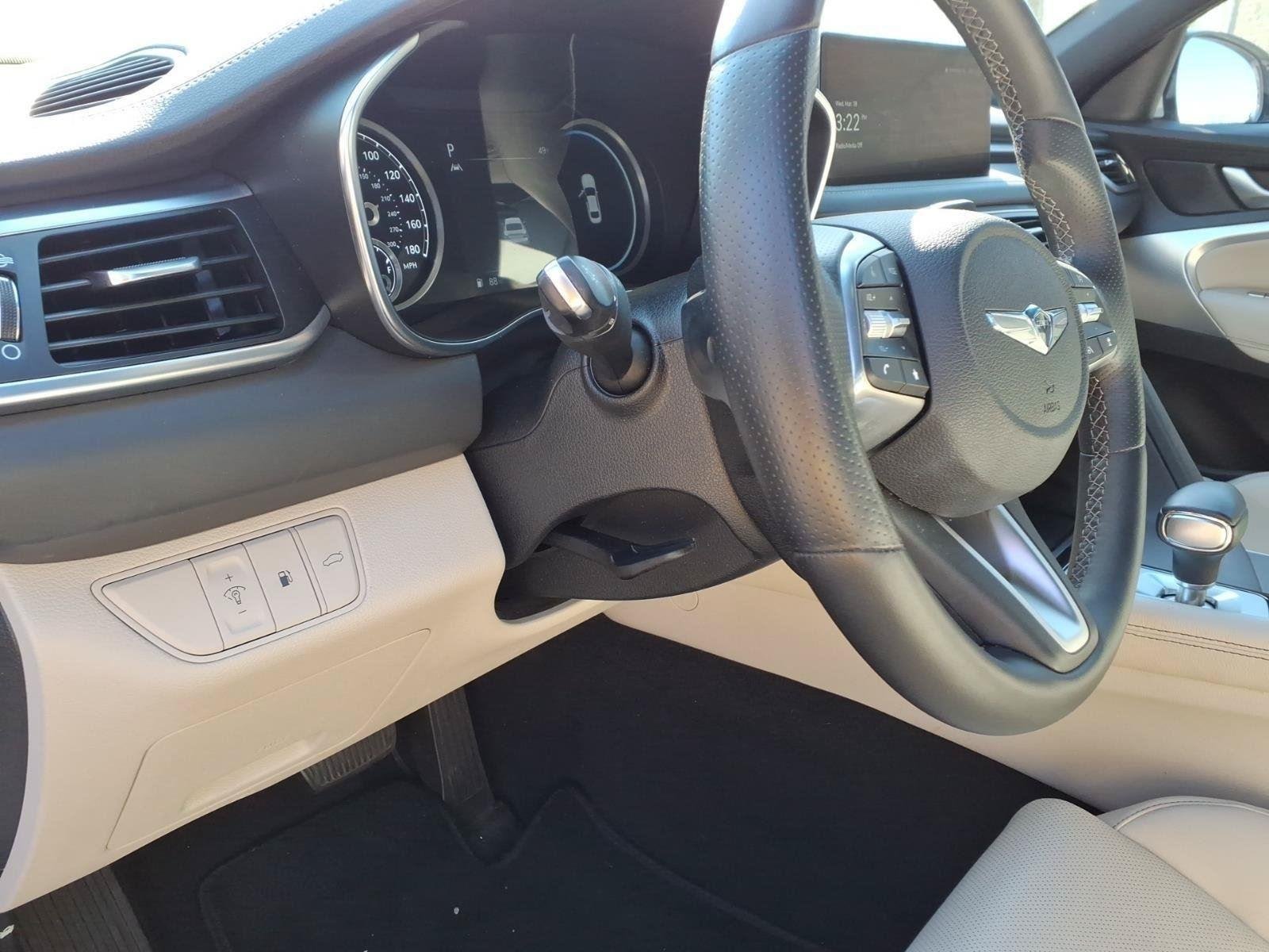 Used 2023 Uyuni White Genesis 2.0T image 19