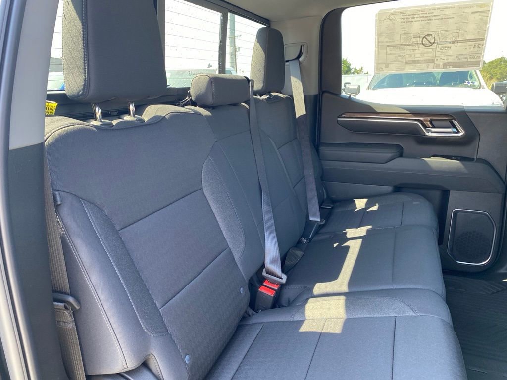 2025 Chevrolet Silverado 1500 LT - Photo 20