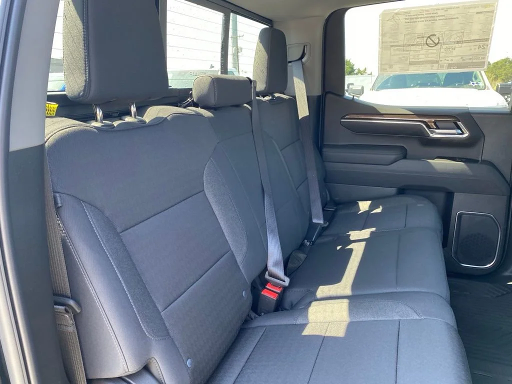2025 Chevrolet Silverado 1500 LT - Photo 20