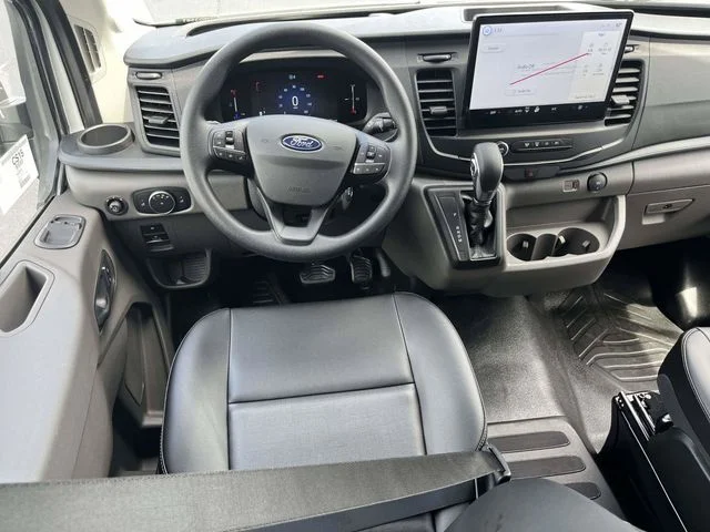 New 2026 Oxford White Ford Base image 7