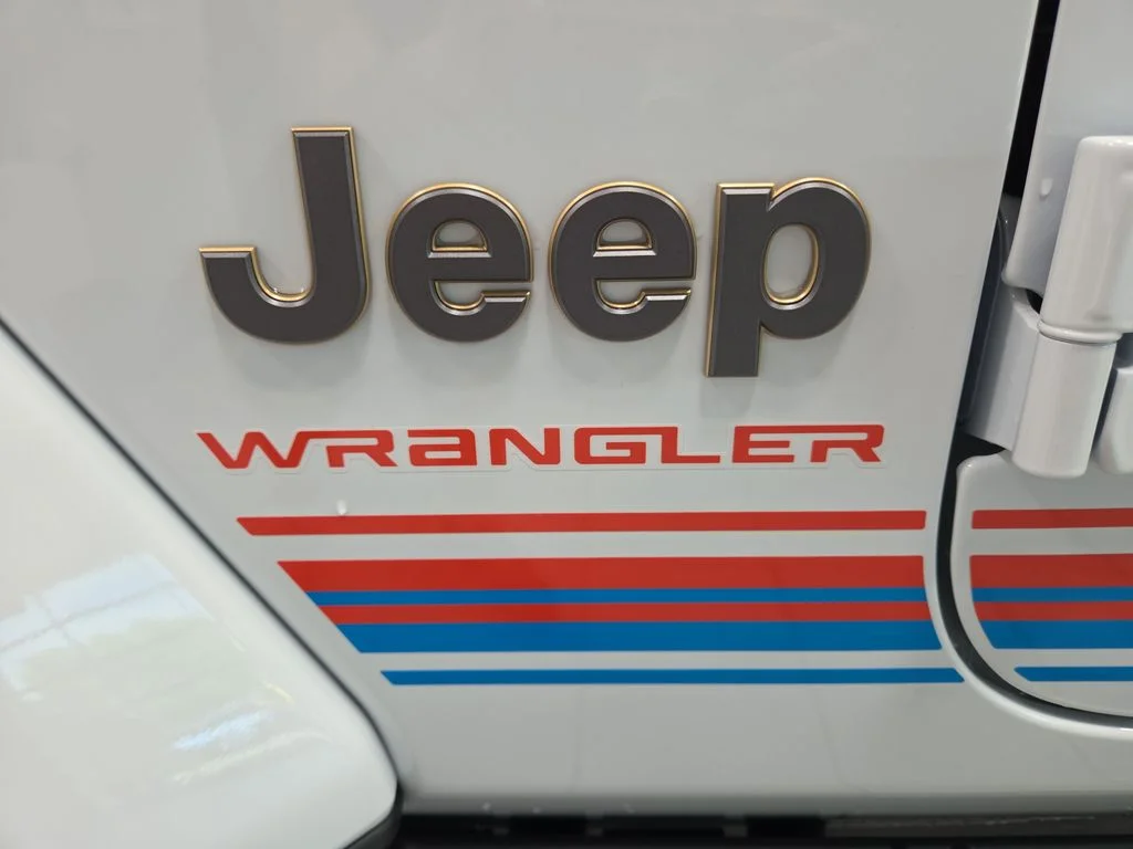 New 2026 Bright White Clearcoat Jeep  image 22