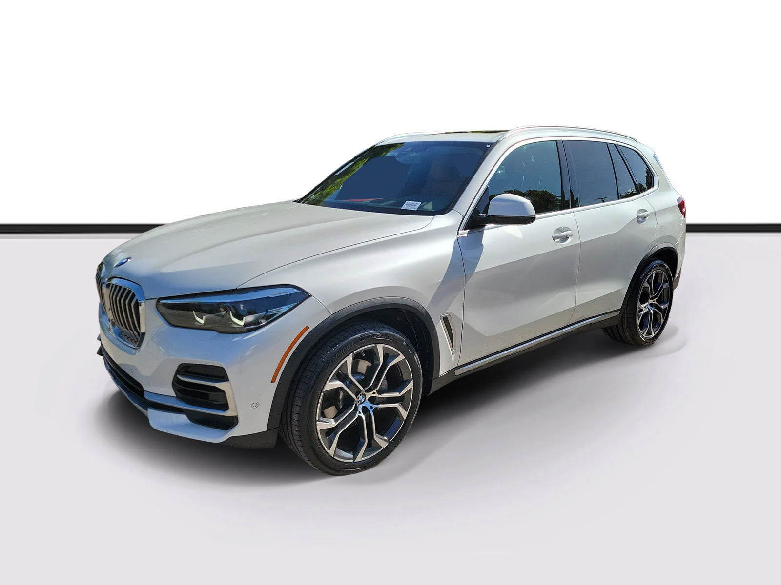 Used 2023 Mineral White Metallic BMW sDrive40i image 2
