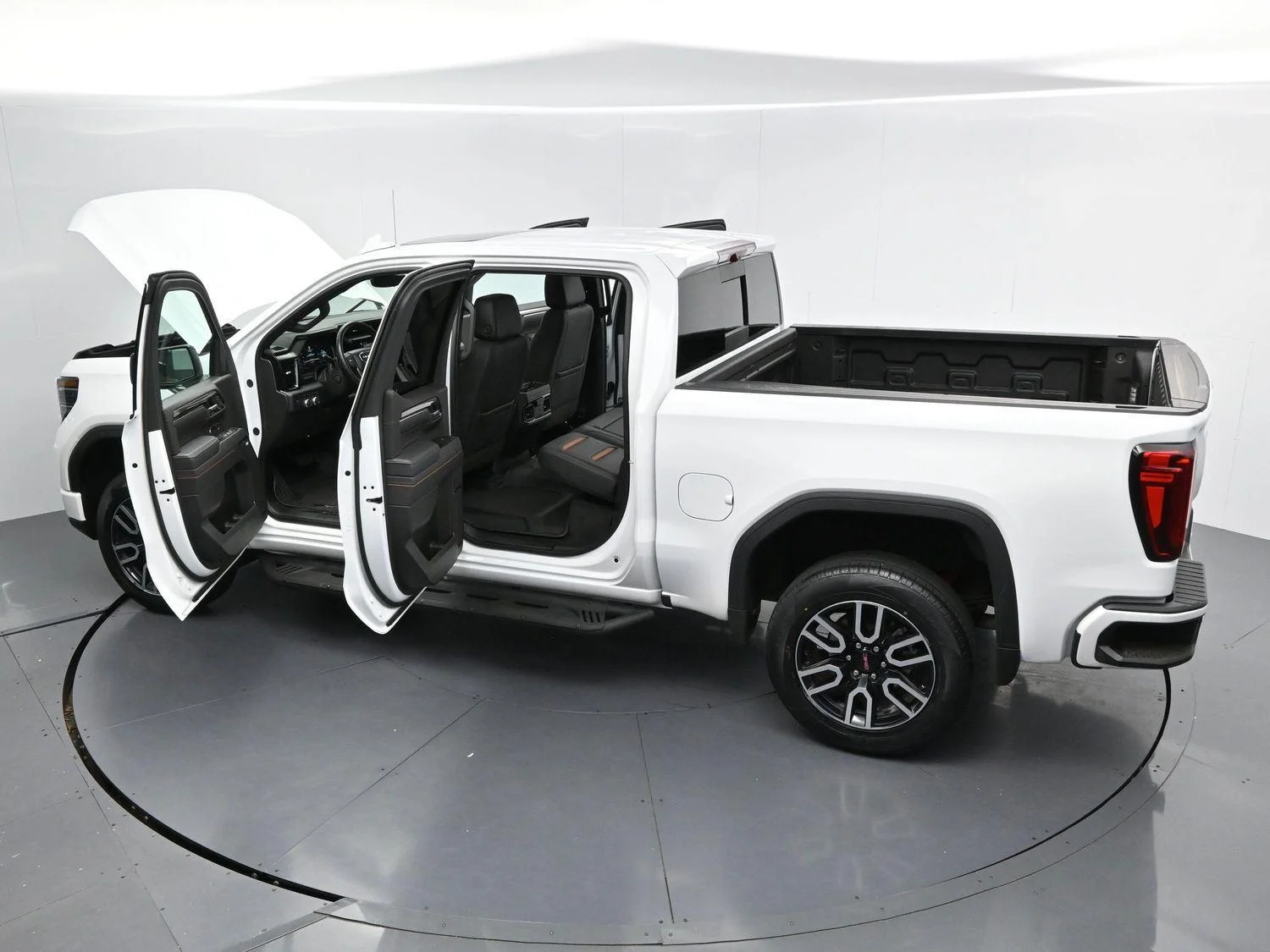 Used 2025 Summit White GMC AT4 image 43