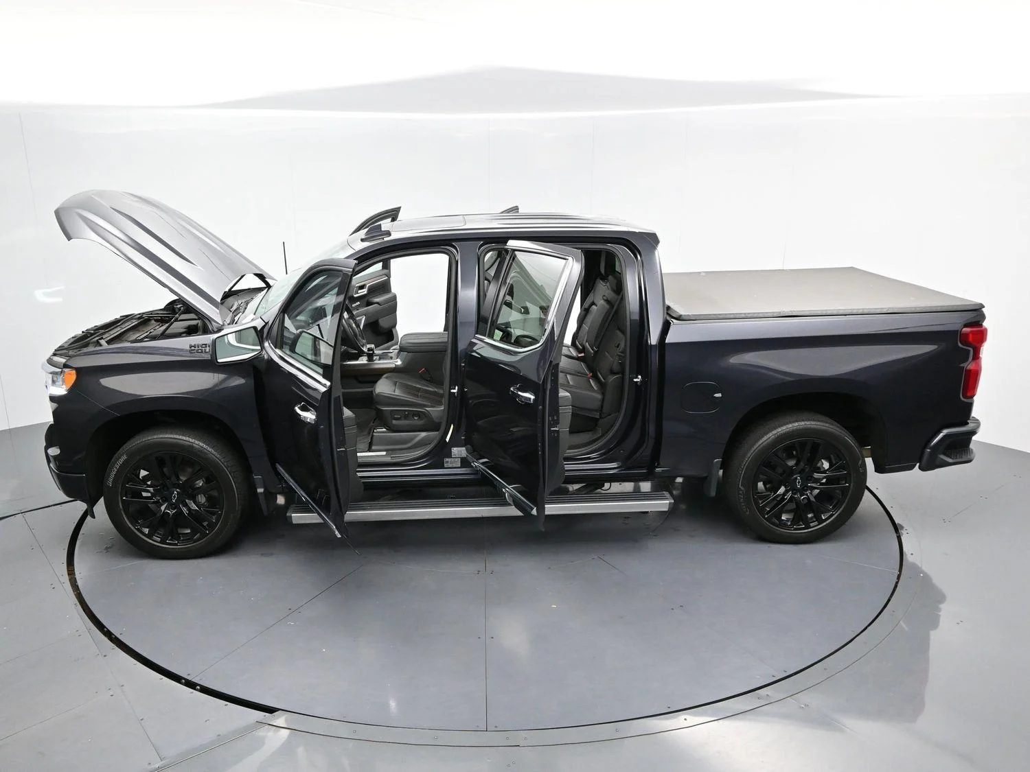 Used 2023 Dark Ash Metallic Chevrolet High Country image 37