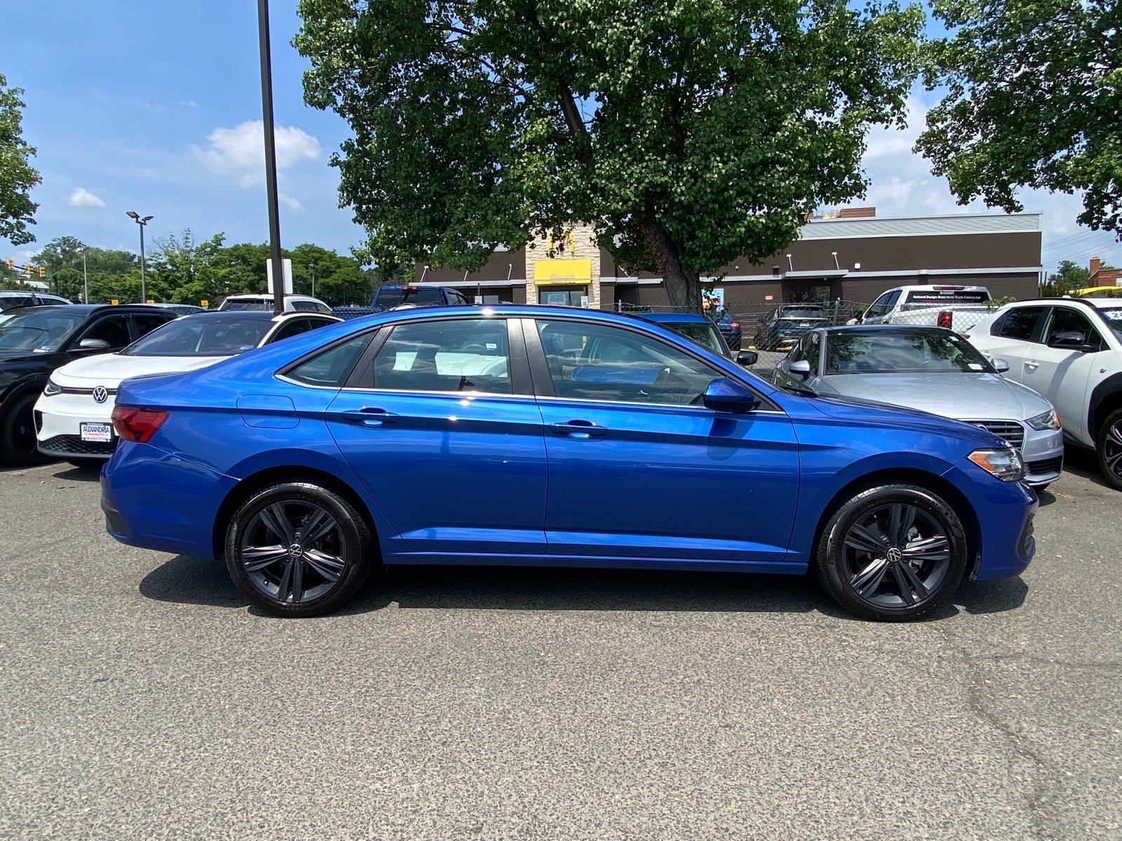3VW7M7BU4NM008986