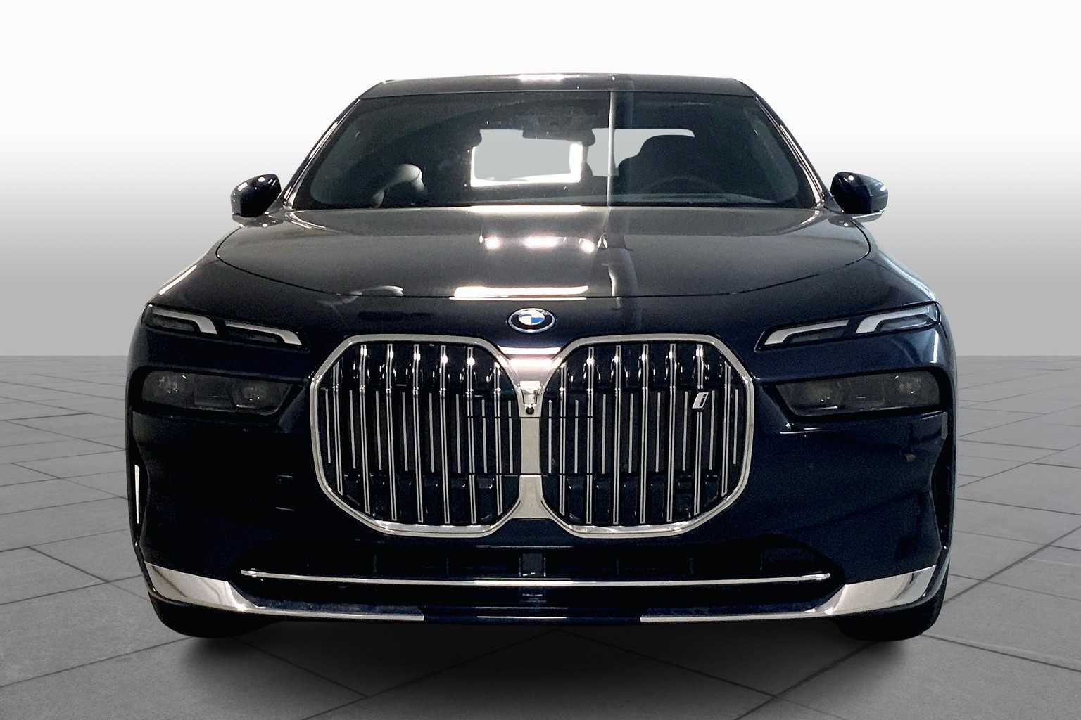 2025 BMW i7 60 - Photo 3