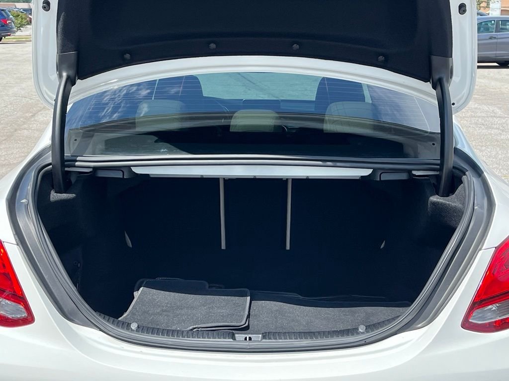 Used 2018 White Mercedes-Benz C 300 image 25