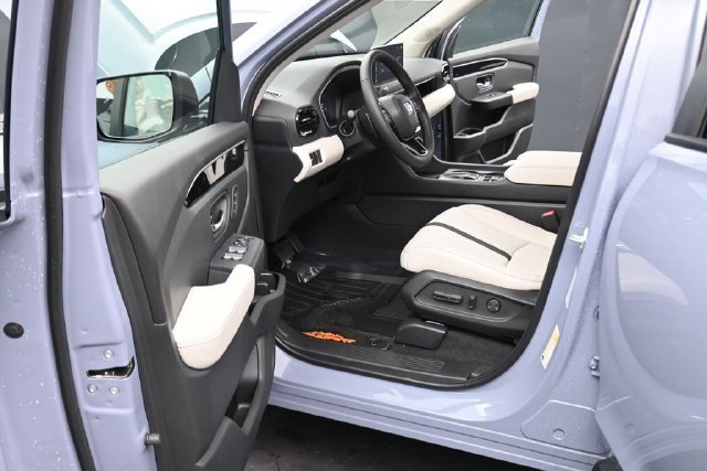 New 2026 Sonic Gray Pearl Honda RTL image 15