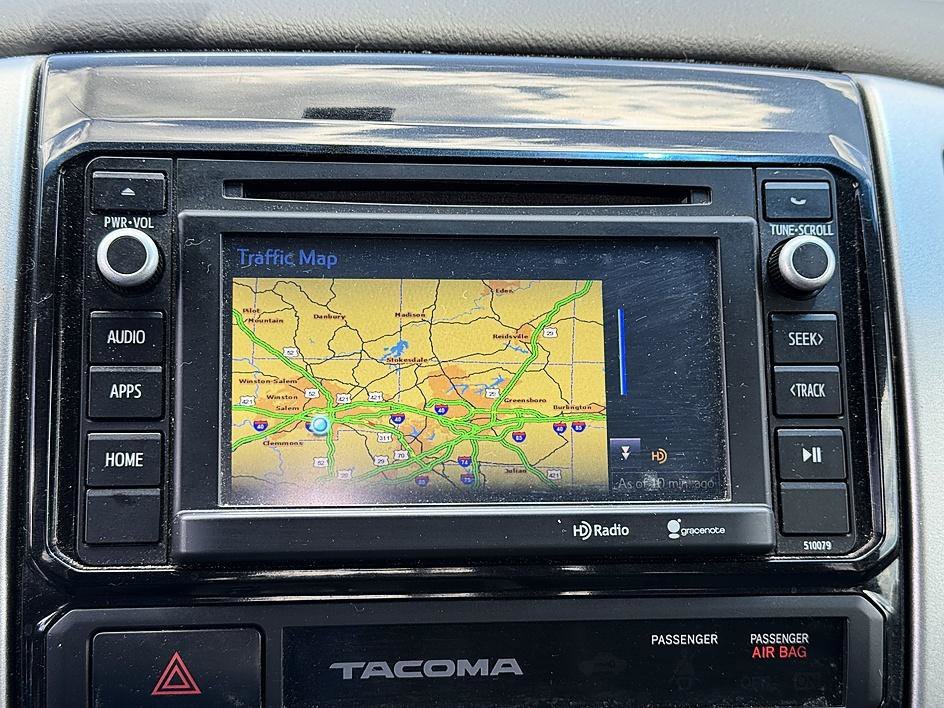 Used 2015 Silver Sky Metallic Toyota Base image 17