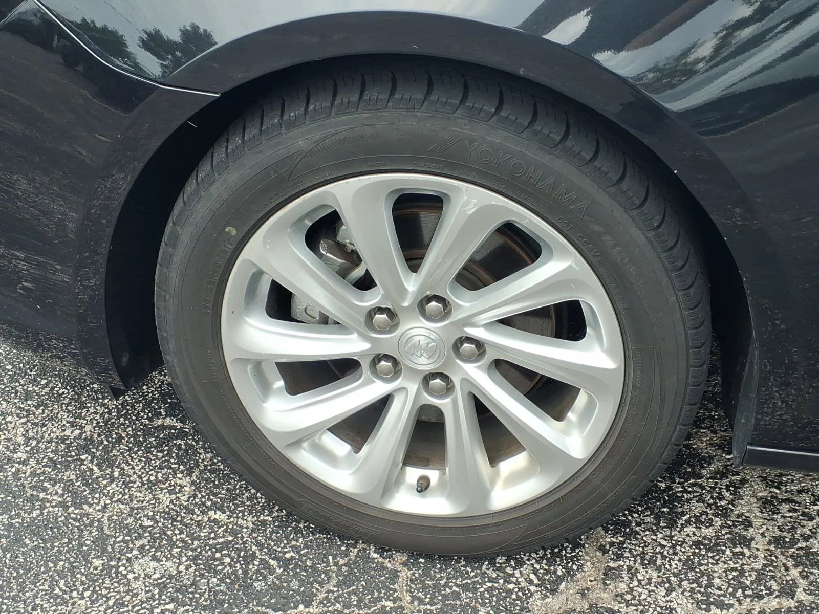 Used 2015 Carbon Black Metallic Buick Premium I image 19