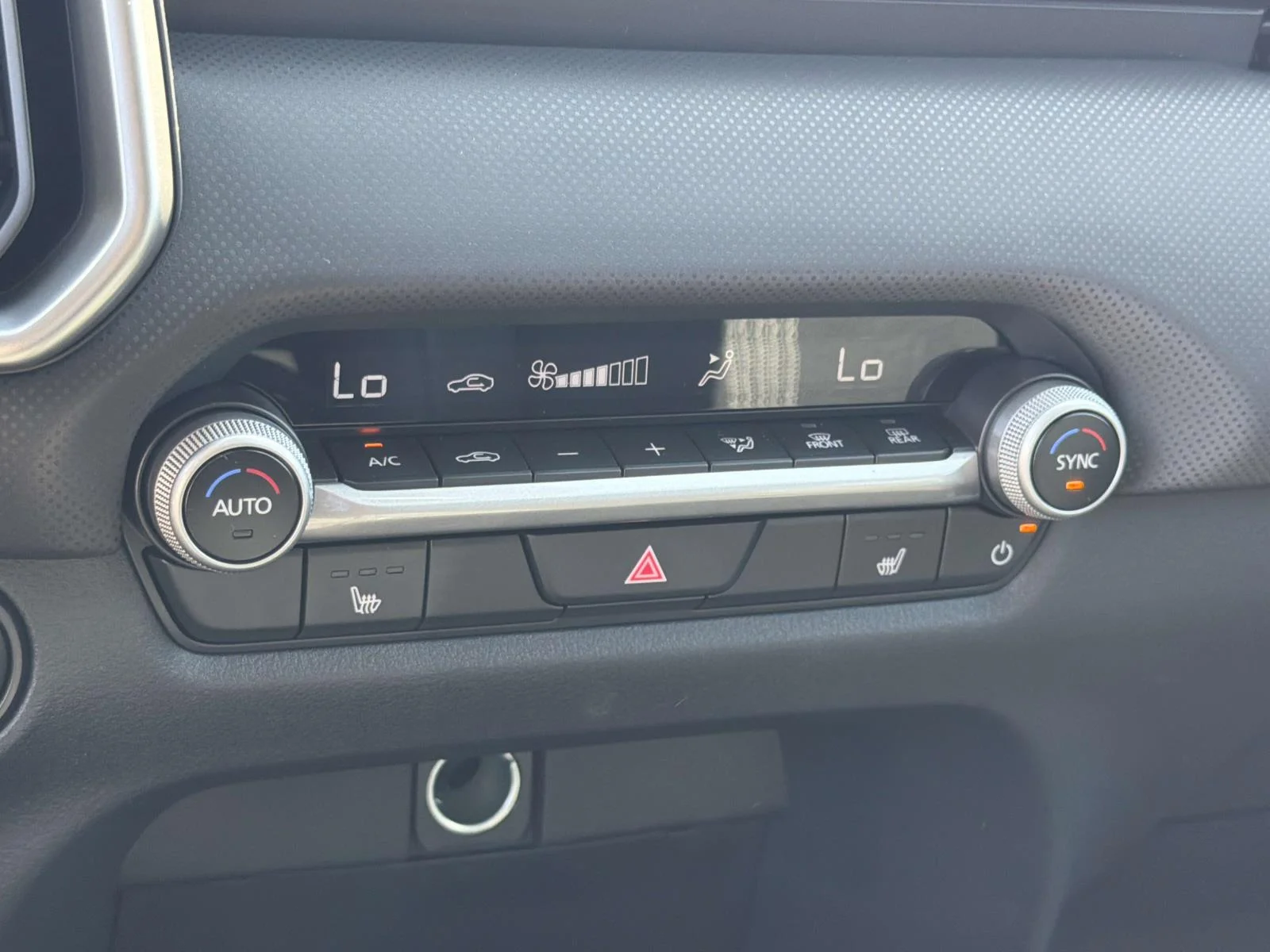 New 2026 Wind Chill Pearl Mazda Preferred AWD image 15