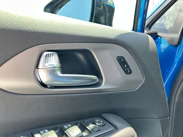New 2027 Blue Pearl Chrysler Limited image 29