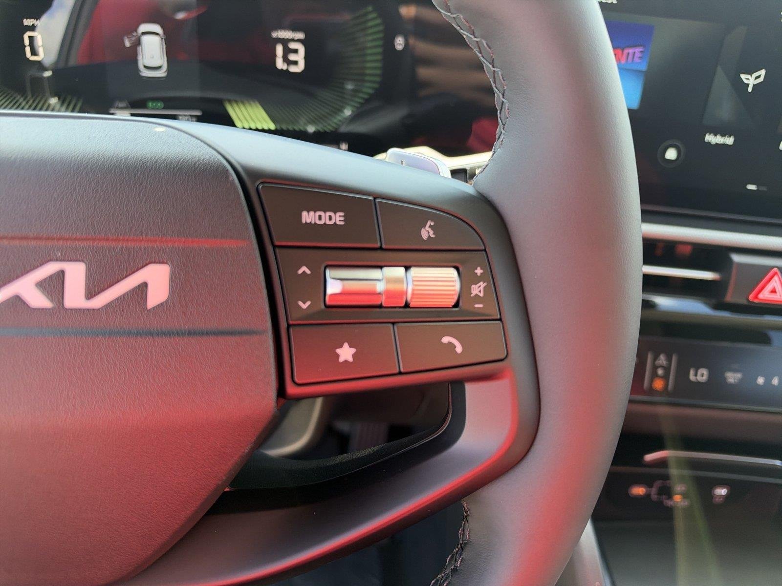 New 2027 Gravity Gray Kia LX image 11