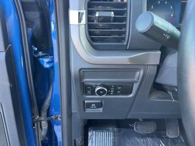 Used 2024 Blue Ford XLT image 29