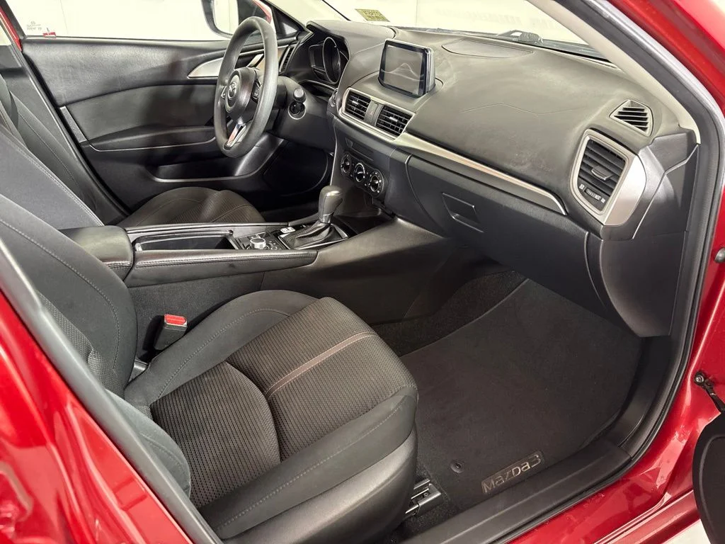 Used 2017 Red Mazda Sport image 15