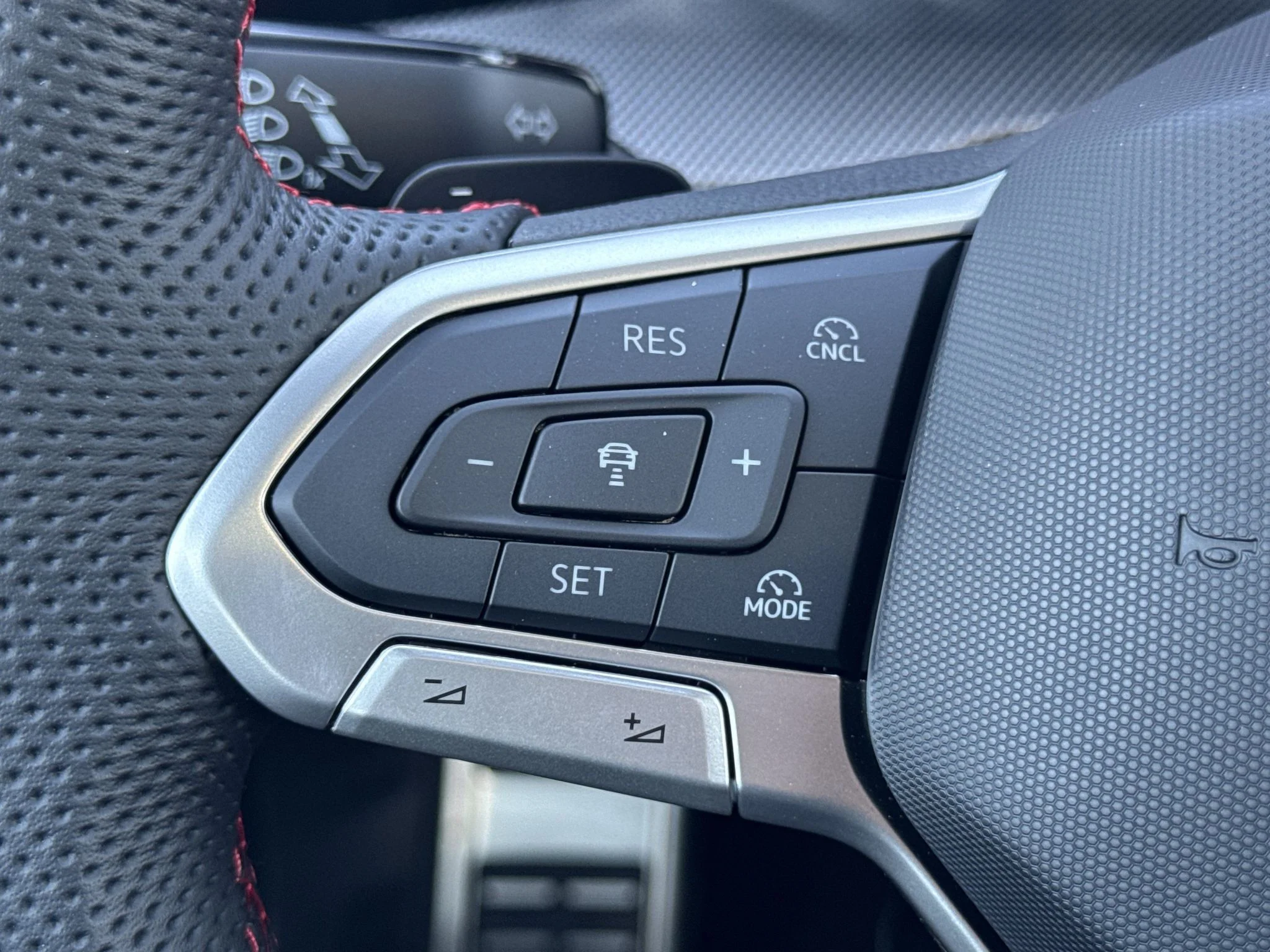 New 2026 Moonstone Gray Volkswagen SE image 19