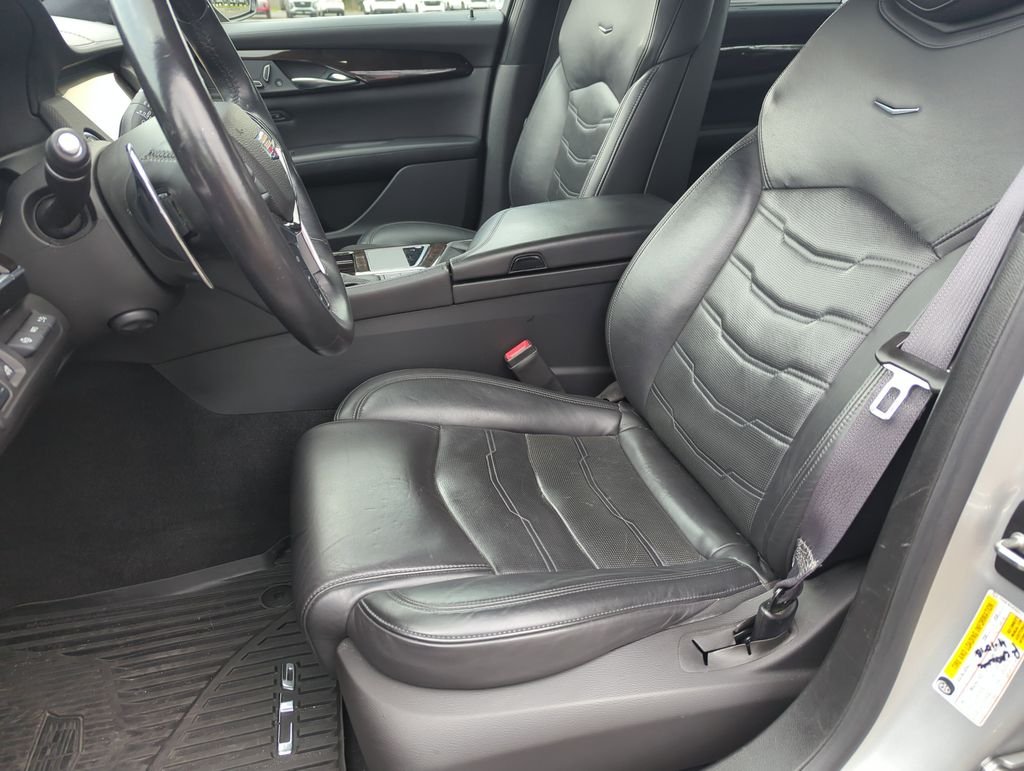 Used 2017 Silver Cadillac 3.0L Twin Turbo Platinum image 9