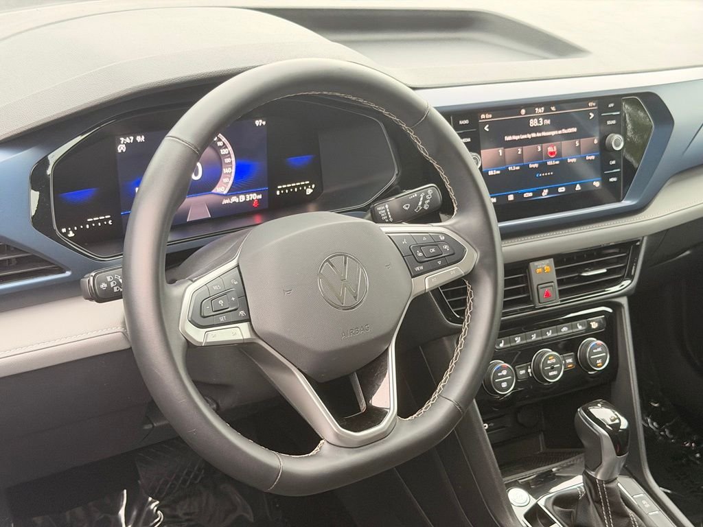Used 2024  Volkswagen 1.5T SE image 22