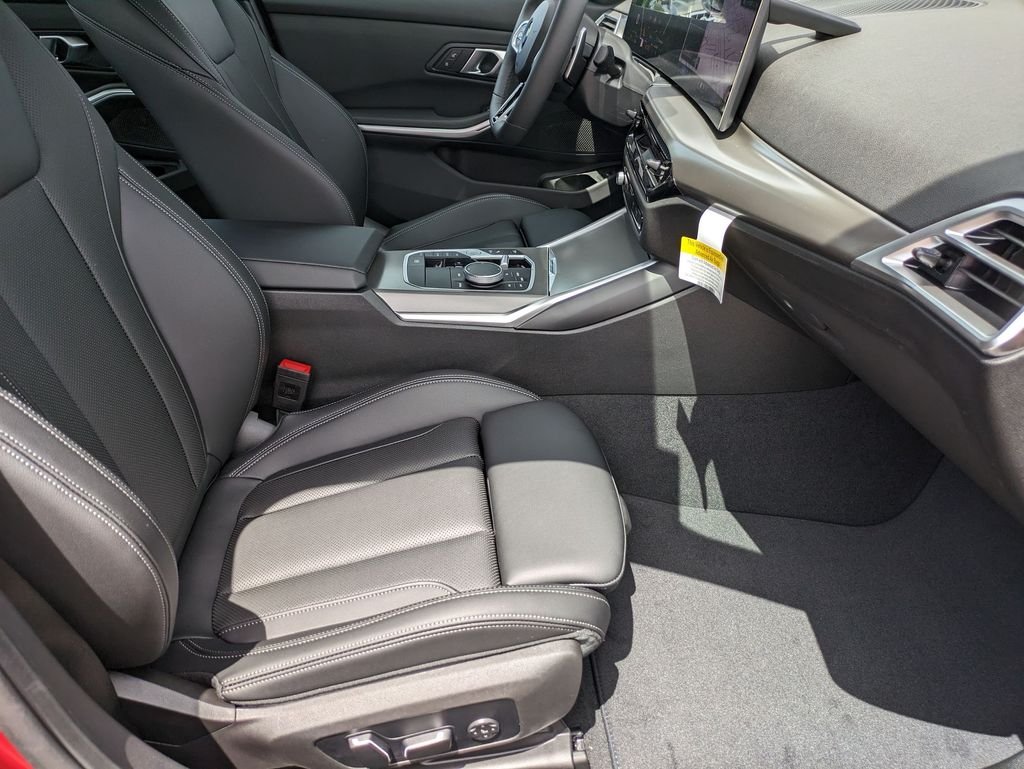 2025 BMW 3 Series 330i - Photo 25