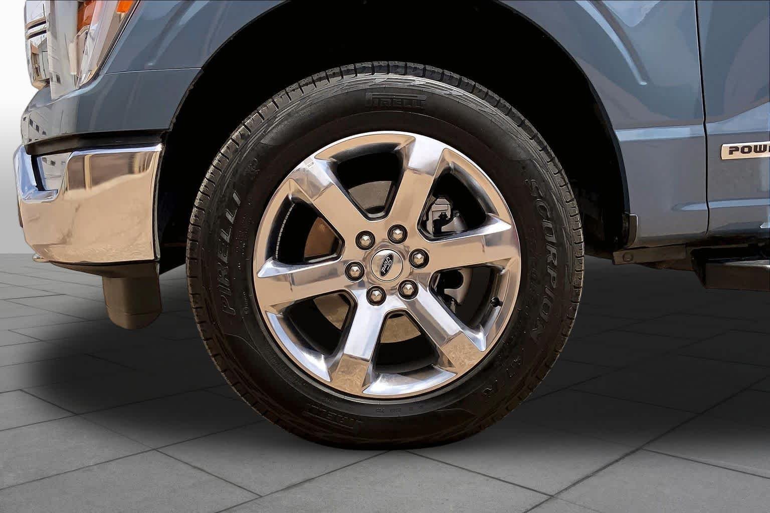 Certified Used 2023 Azure Gray Metallic Tri-Coat Ford LARIAT image 11