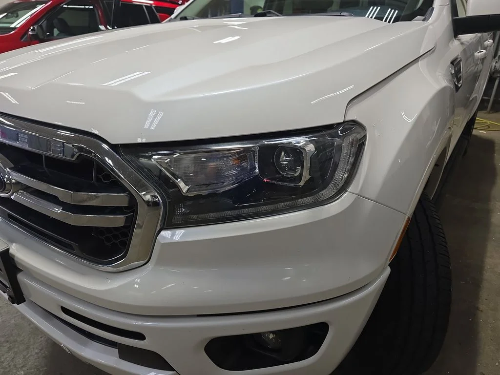 Used 2020 White Platinum Clearcoat Metallic Ford Lariat image 31