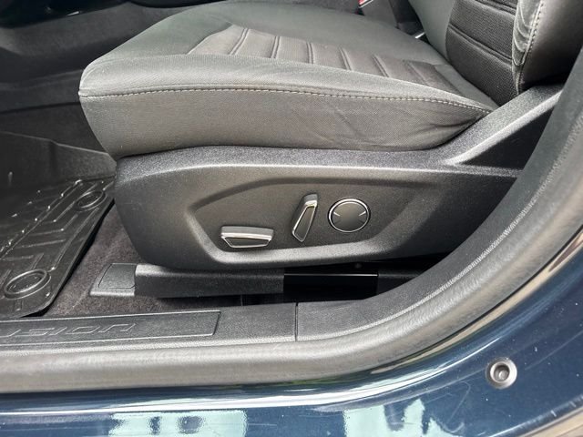 Used 2020 Black Ford SE image 13