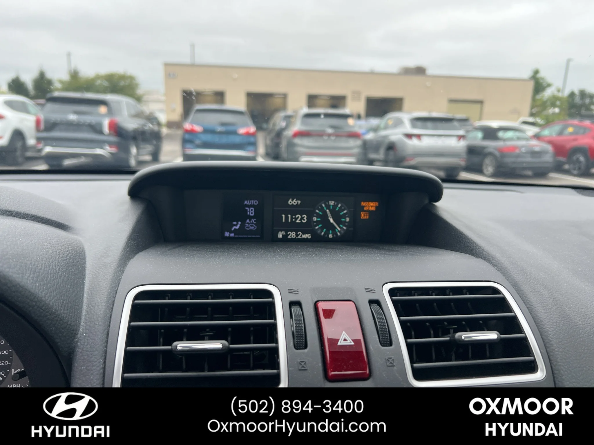Used 2016 Quartz Blue Pearl Subaru 2.5i Limited image 12