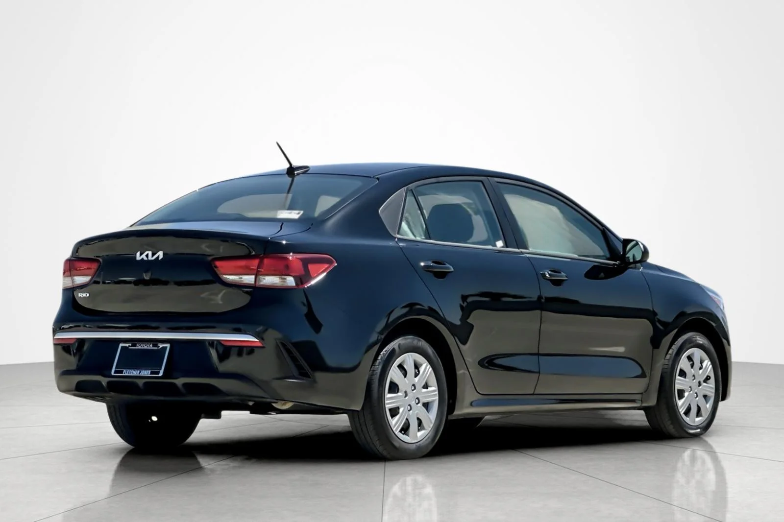 Used 2022 BLACK Kia LX image 5