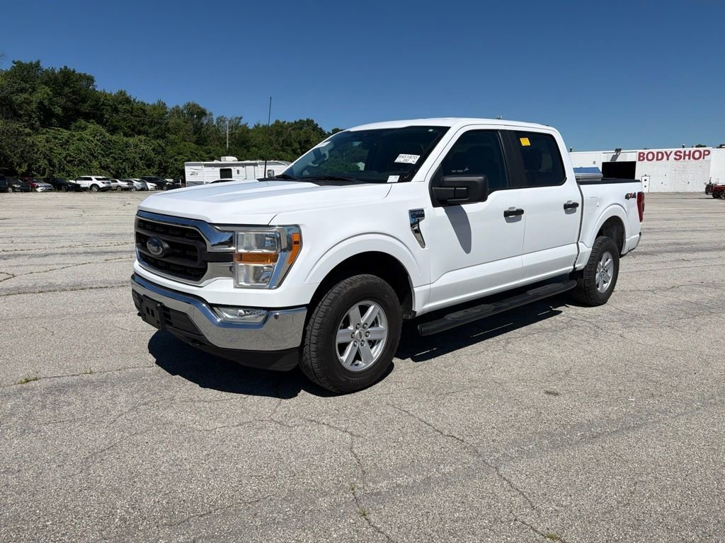 Used 2021 Oxford White Ford XLT image 1