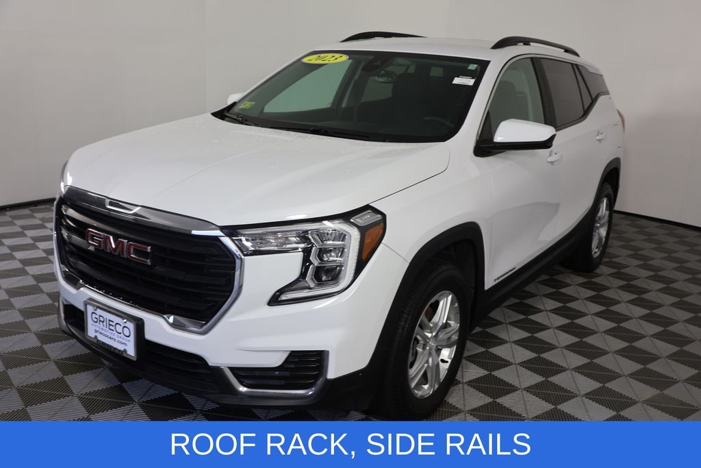 Used 2023 White GMC SLE image 3