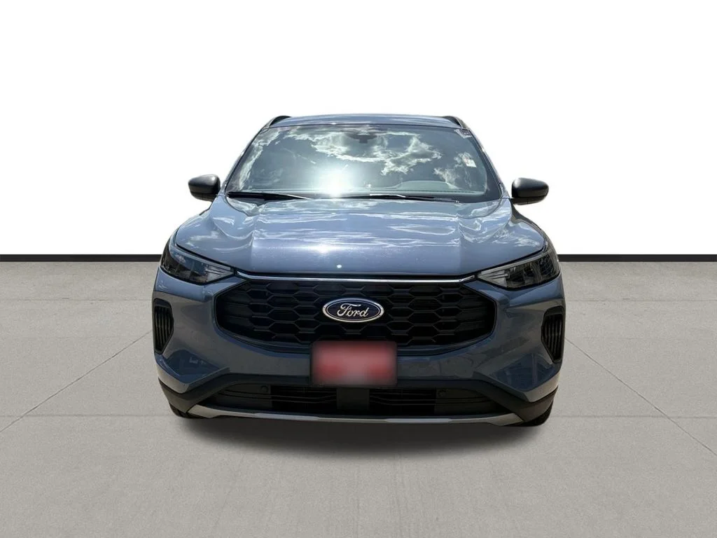 Used 2025 Vapor Blue Ford ST-Line image 2