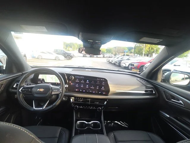 Used 2026 Gray Chevrolet LT image 28