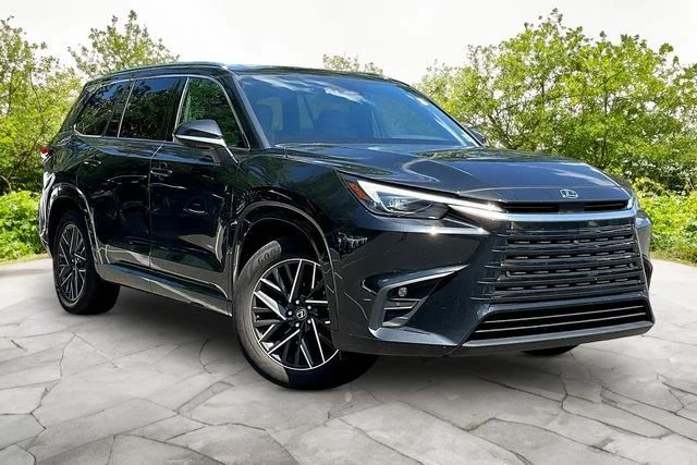 Certified Used 2024 Black Lexus 350 Premium image 1