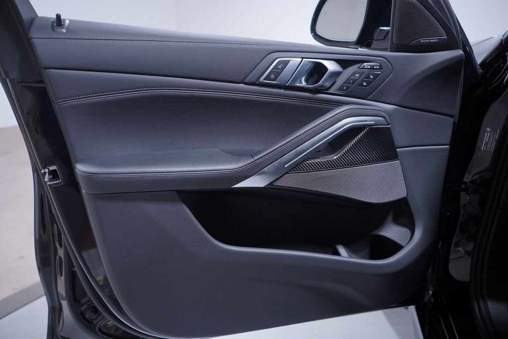 2026 BMW X6 M X6 M - Photo 17