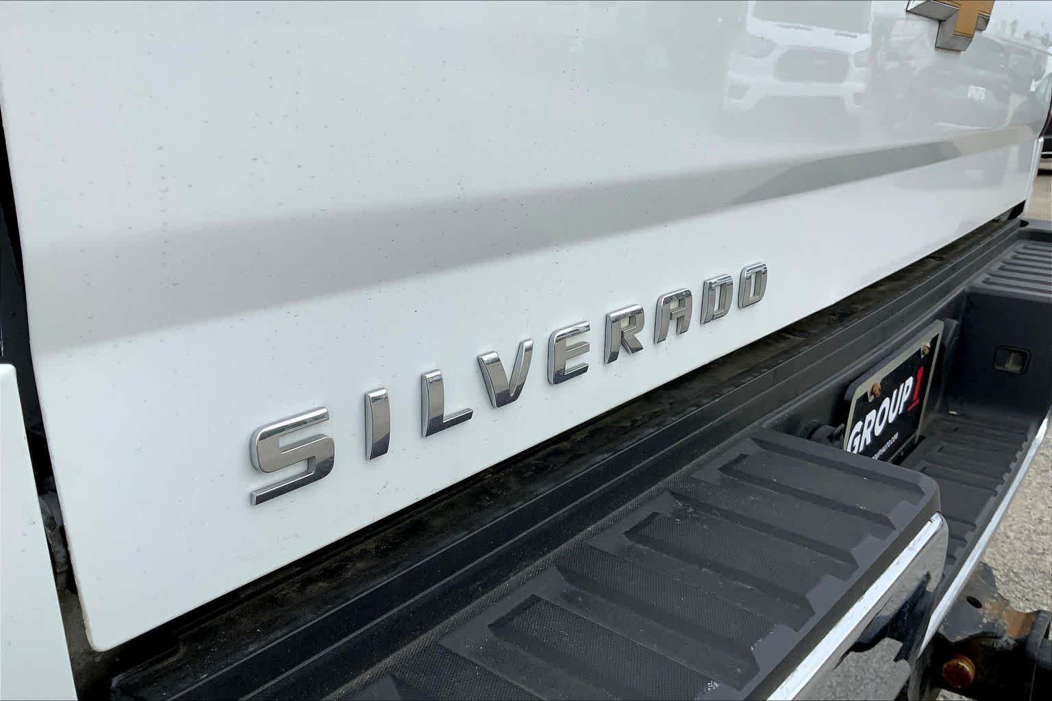 Used 2015 Summit White Chevrolet Work Truck image 30