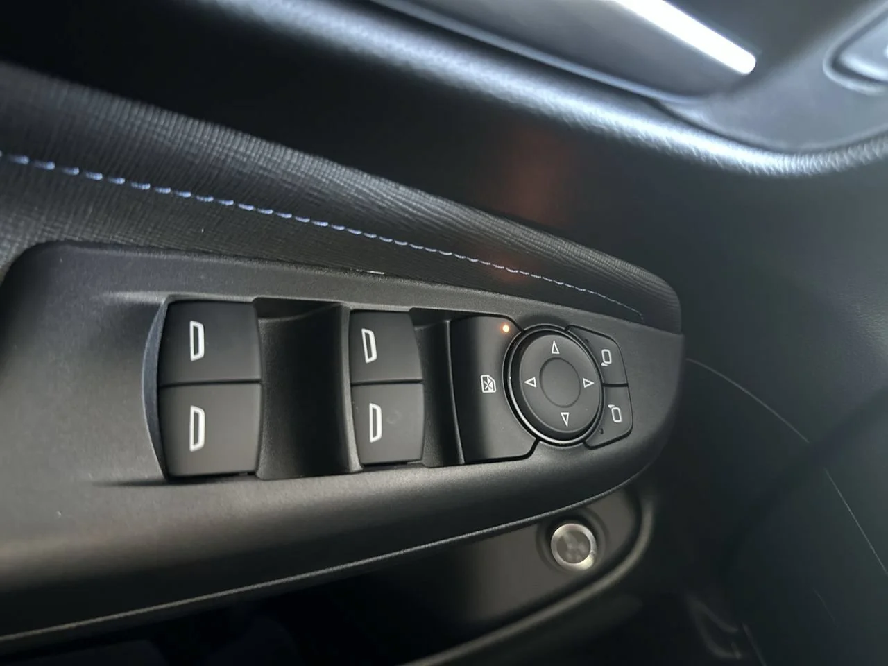 2026 Buick Envista Sport Touring - Photo 17