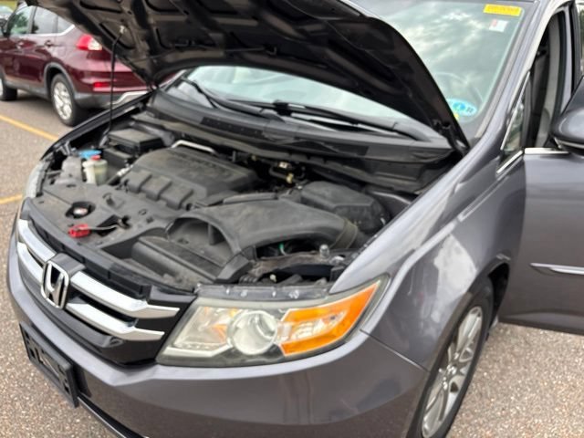 Used 2015 Modern Steel Metallic Honda Touring Elite image 17