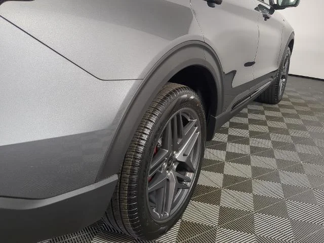 New 2026 Carbonized Gray Metallic Ford ST-Line image 9