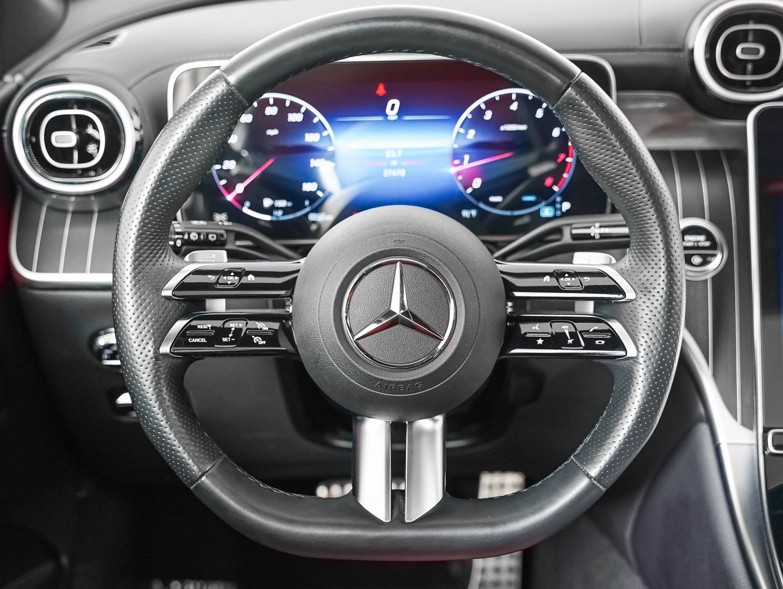 Certified Used 2024 Polar White Mercedes-Benz GLC 300 image 12