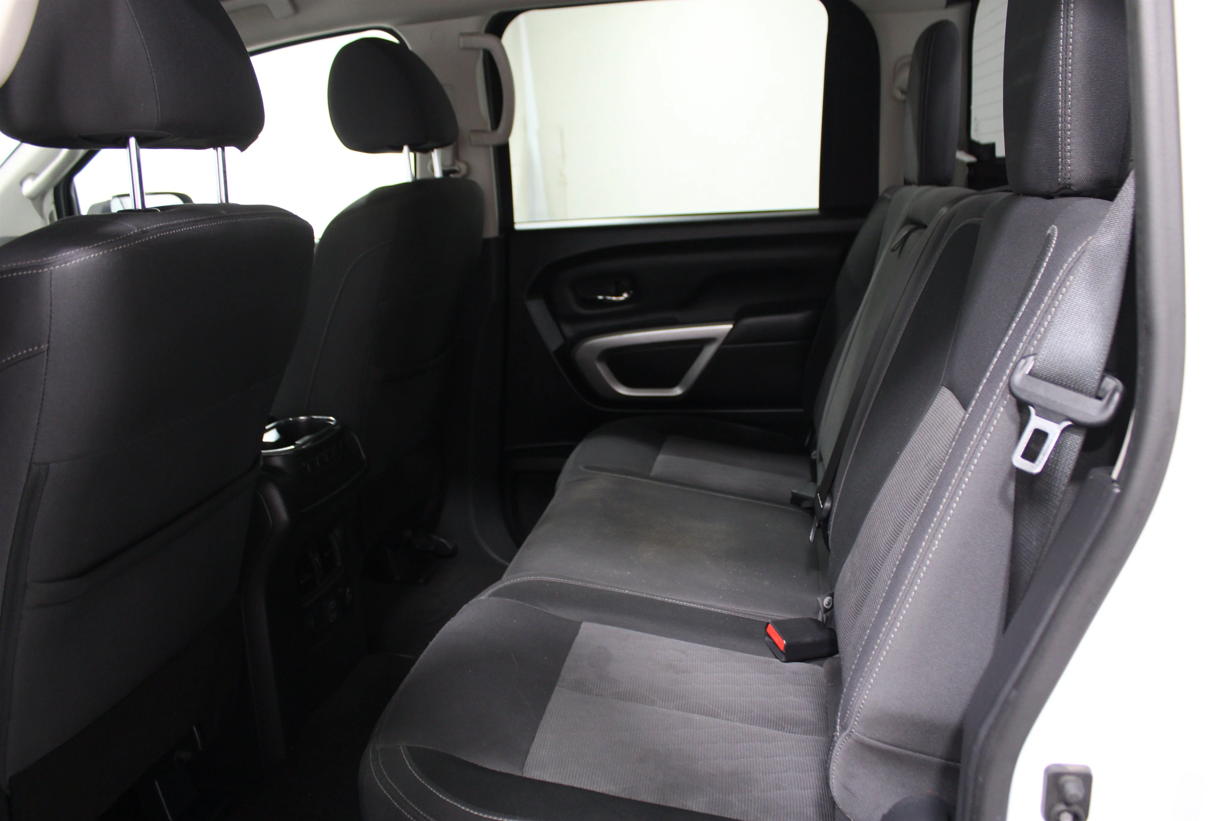 2021 Nissan Titan SV - Photo 19