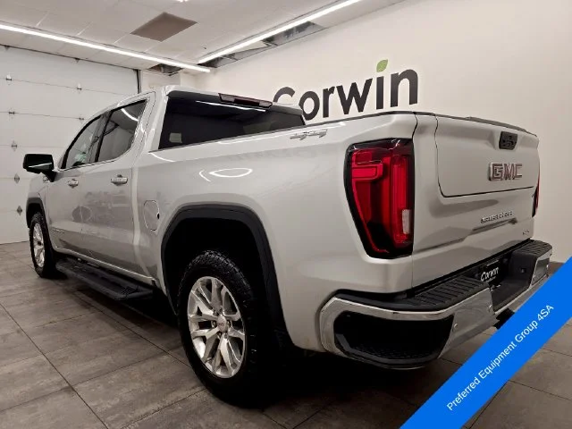 Used 2022 Quicksilver Metallic GMC SLT image 3