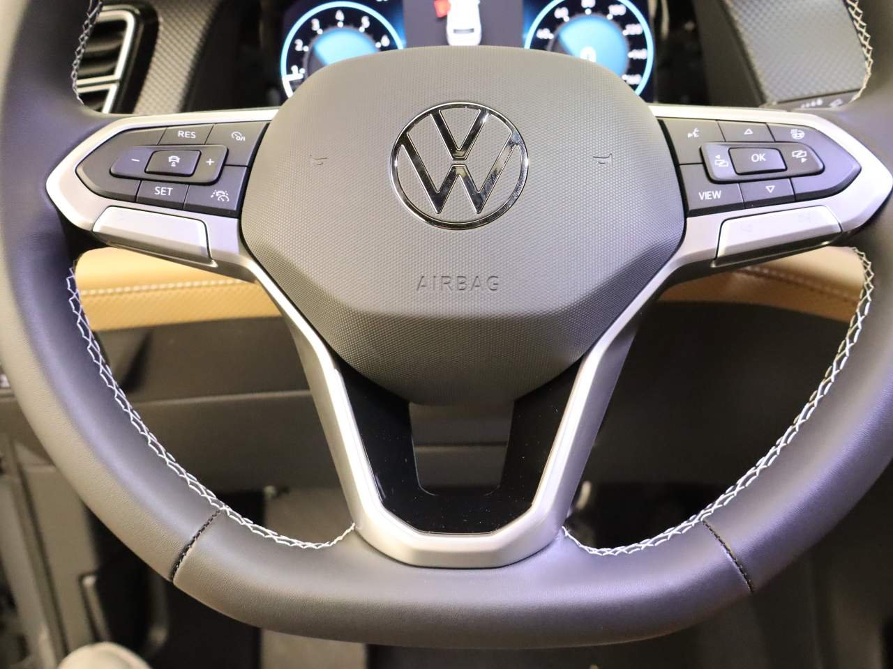 2026 Volkswagen Atlas Cross Sport SEL - Photo 11