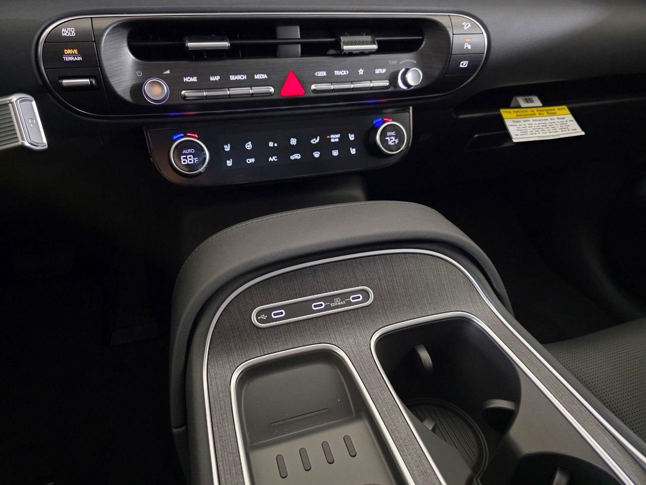 New 2026 Creamy White Pearl Hyundai SEL Premium AWD image 29