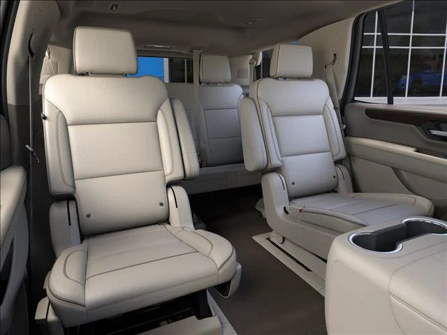 2027 GMC Yukon Denali - Photo 17